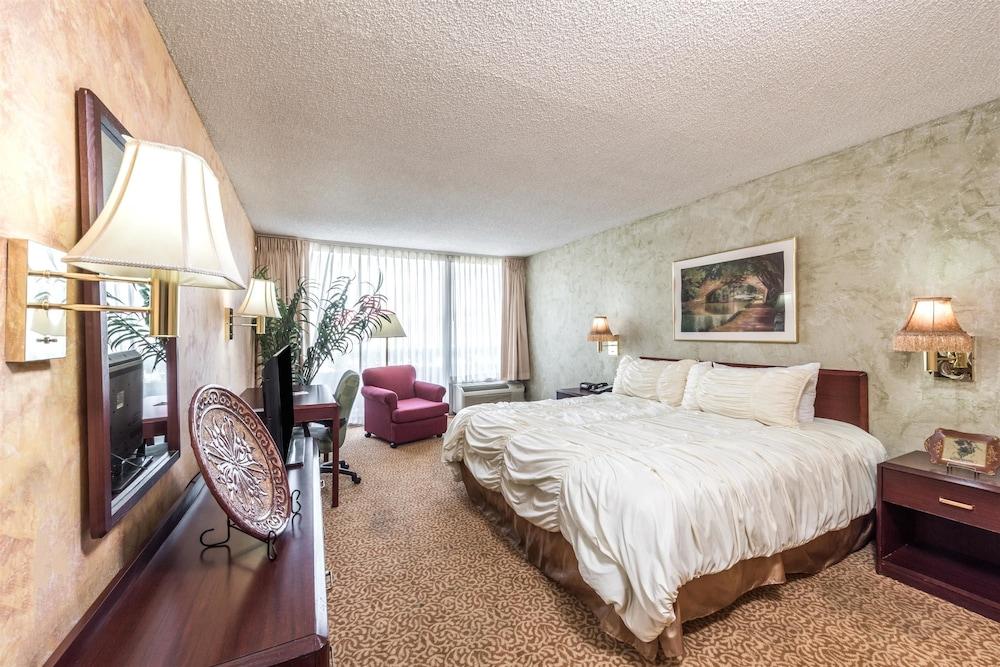 Staybridge Suites Dallas Market Ctr Love Field, An Ihg Hotel Dış mekan fotoğraf