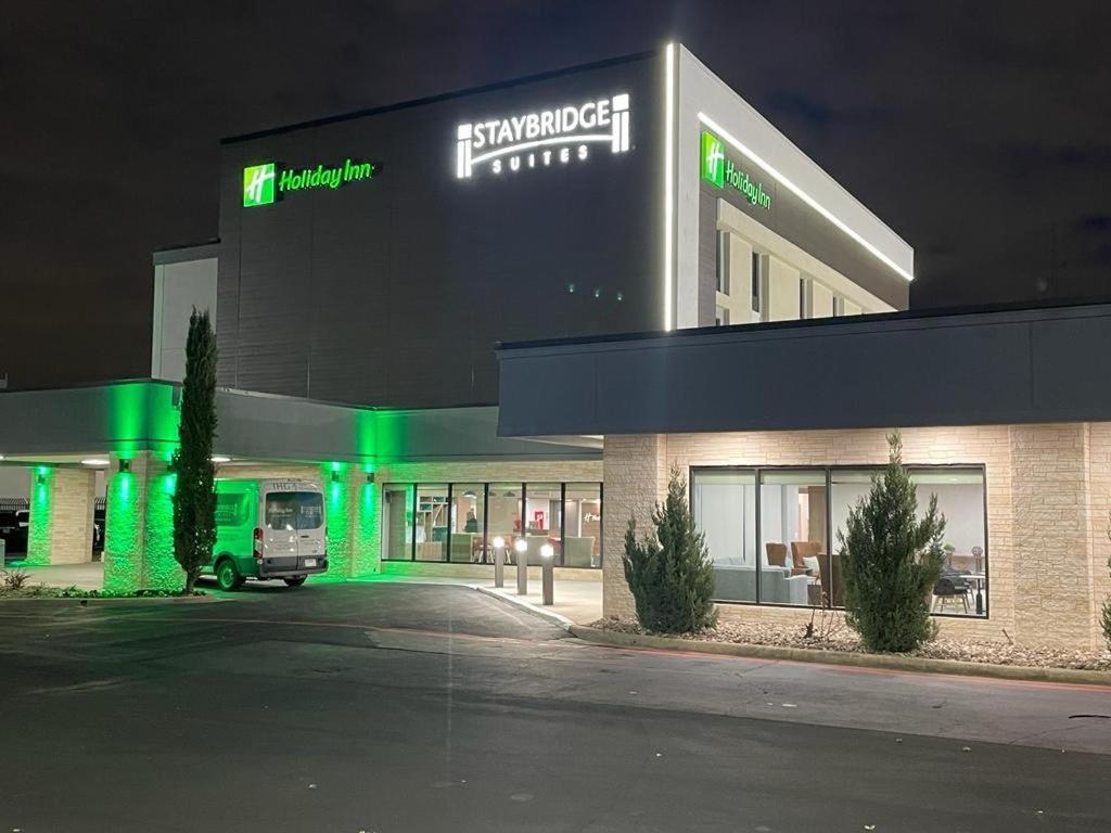 Staybridge Suites Dallas Market Ctr Love Field, An Ihg Hotel Dış mekan fotoğraf
