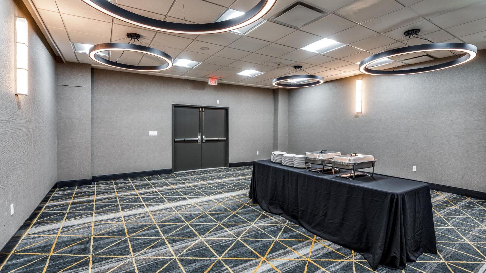 Staybridge Suites Dallas Market Ctr Love Field, An Ihg Hotel Dış mekan fotoğraf